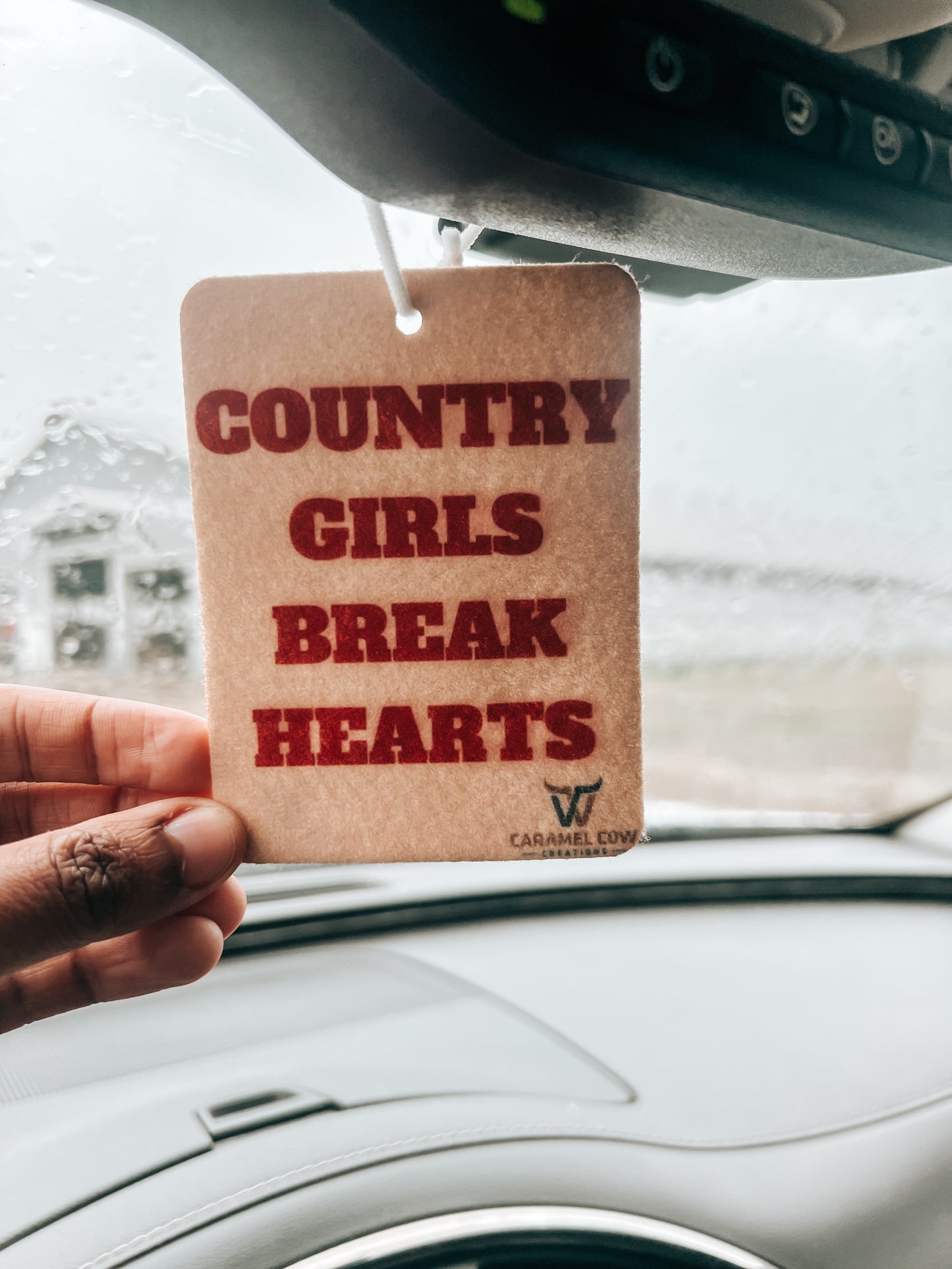 COUNTRY GIRLS BREAK HEARTS FRESHENER